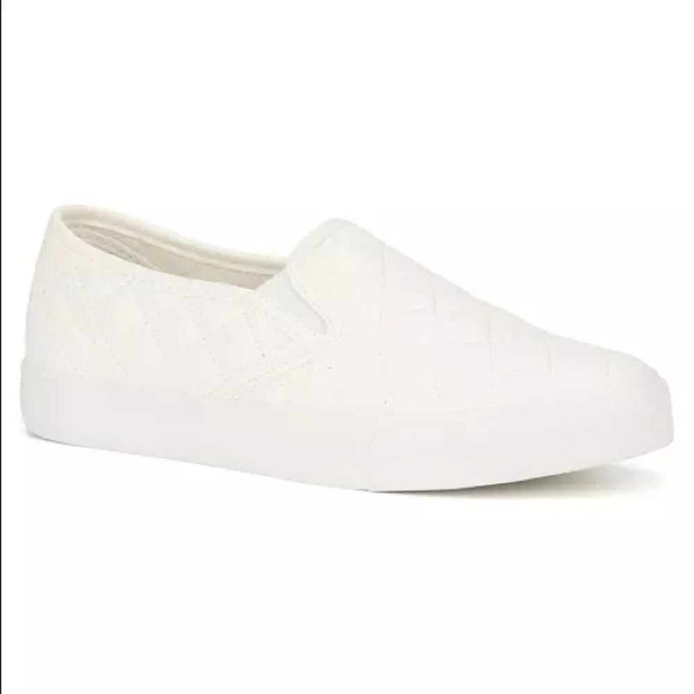 Olivia Miller White Raine Quilted Sneaker